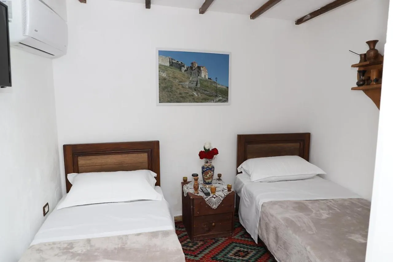 Guest House Maria - Berat Castle 0*,