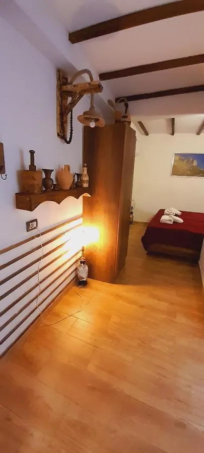 Guest House Maria - Berat Castle Albanië